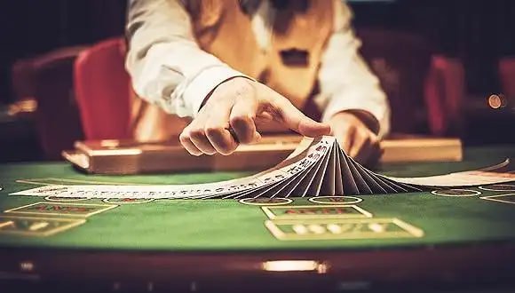 Dashboard venustoto menampilkan berbagai kategori produk termasuk live dealer, sportsbook, dan esports